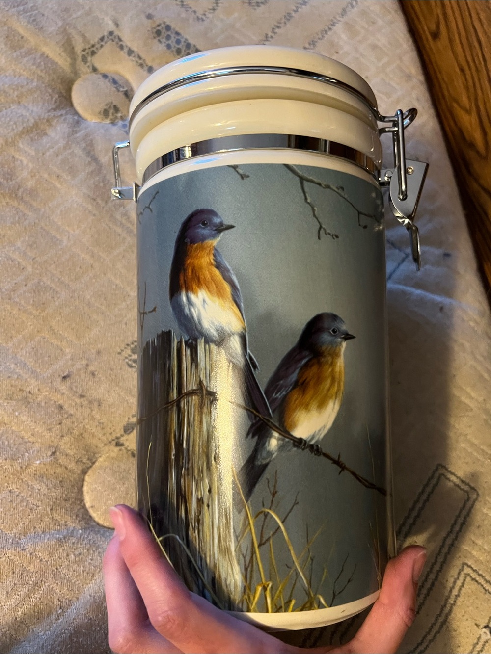 Canister